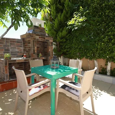 Fairways Villa *